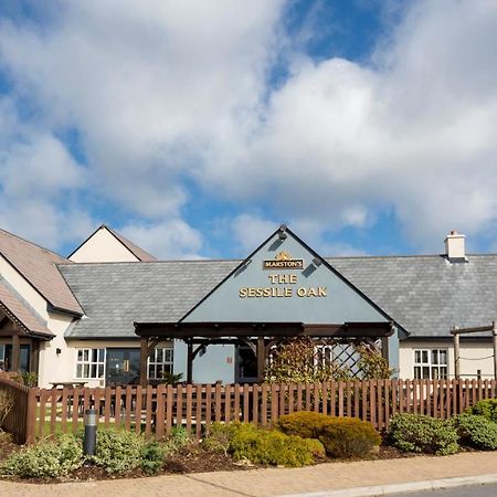 Sessile Oak, Llanelli By Marston'S Inns מראה חיצוני תמונה