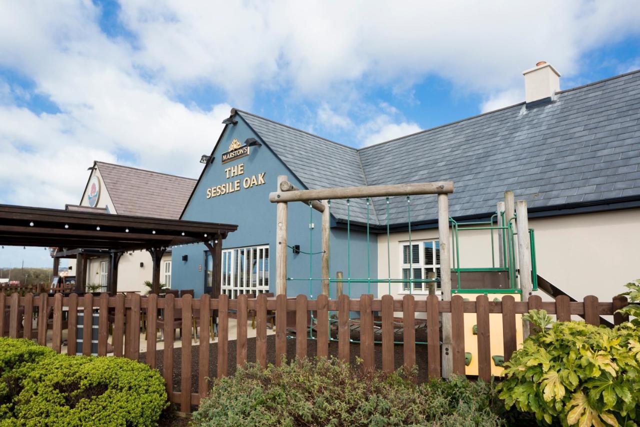 Sessile Oak, Llanelli By Marston'S Inns מראה חיצוני תמונה