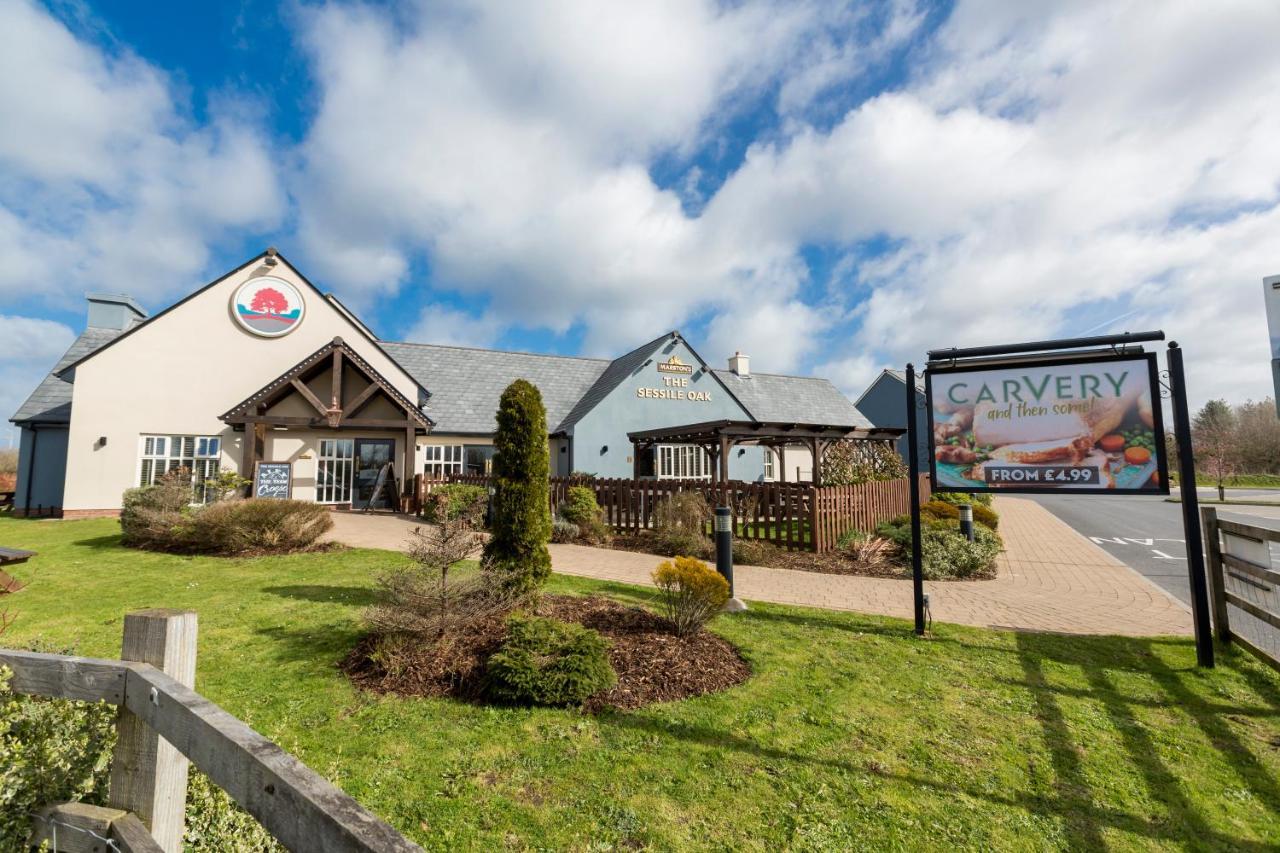 Sessile Oak, Llanelli By Marston'S Inns מראה חיצוני תמונה